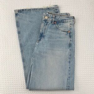 Zara Light Wash Baggy Jeans
